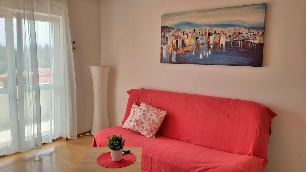 Apartments Zvone Omiš Exteriör bild