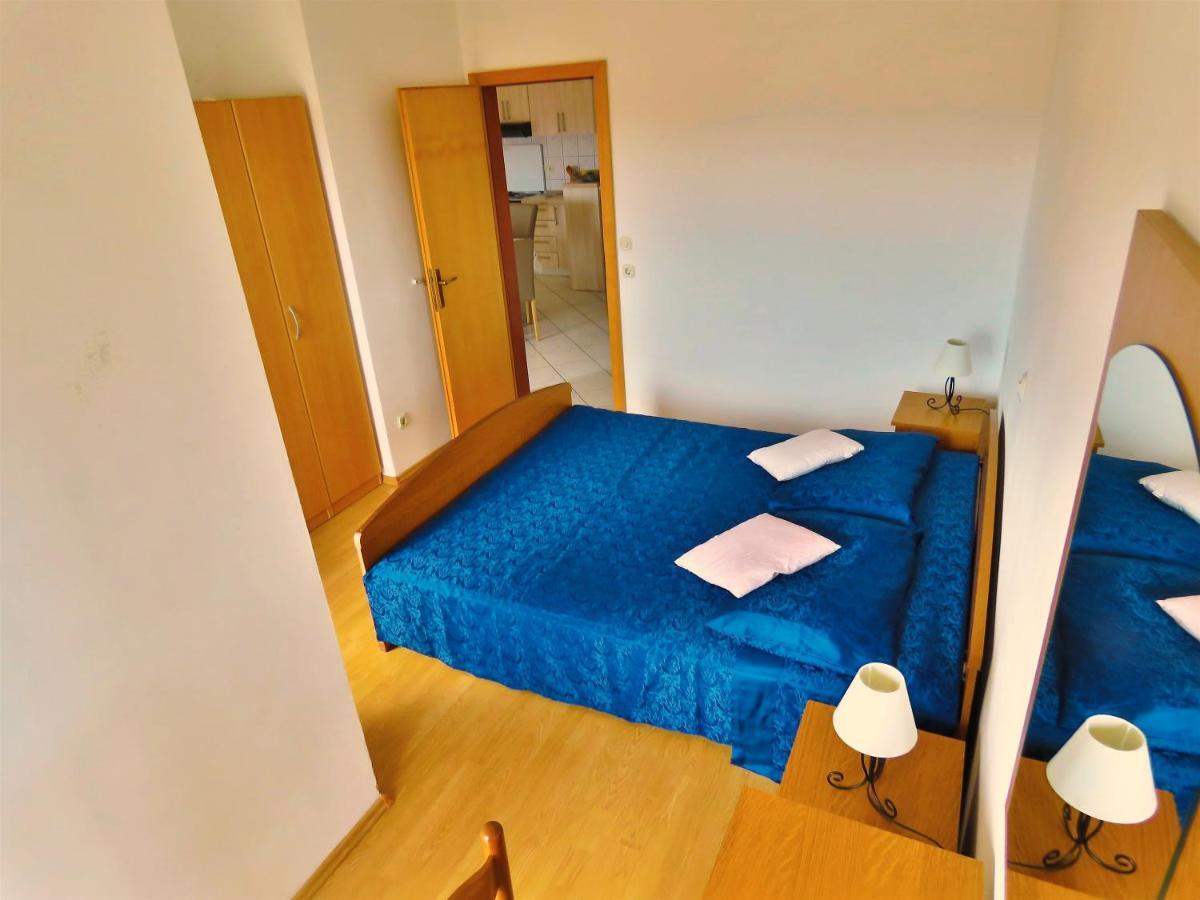 Apartments Zvone Omiš Exteriör bild